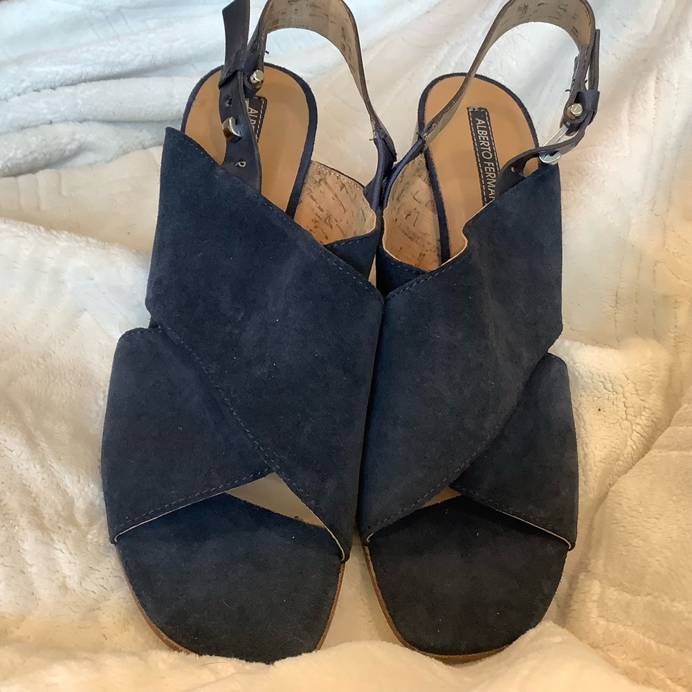 Alberto Fermani Italy Made Navy Blue Suede Slingback Sandals Women’s US 9/40 NEW